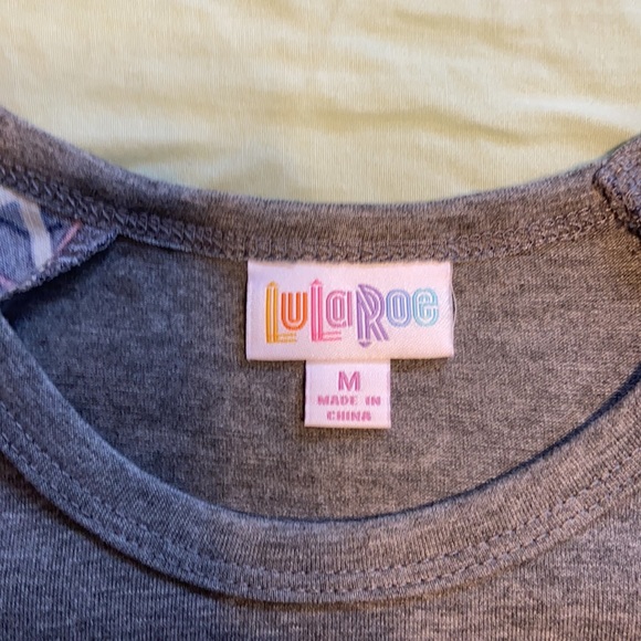 LulaRoe Randy Baseball Tee - Picture 2 of 4